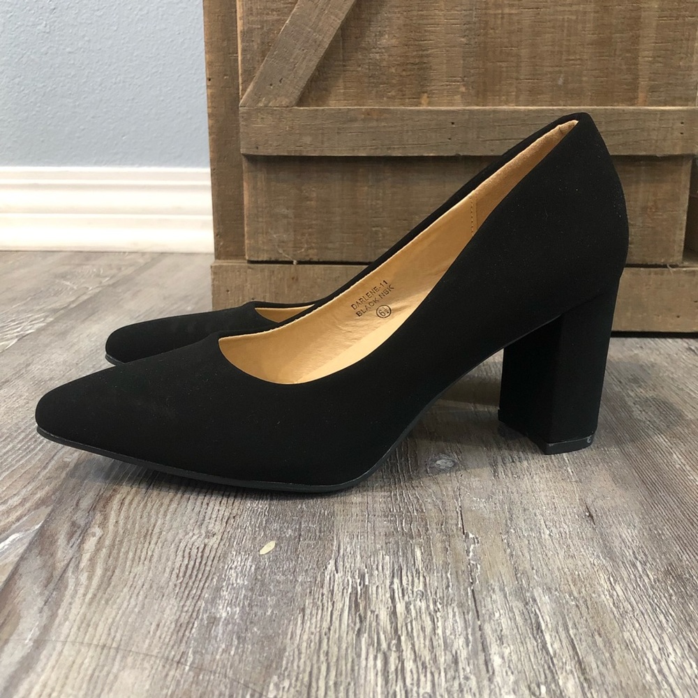 Lov❤️mark Black NBK block heels (Size: 6 1/2)
